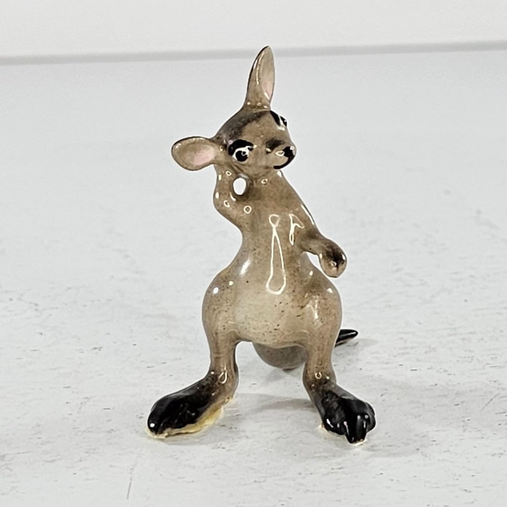 Hagen Renaker Kangaroo Miniature Figurine No Baby Version *Repaired*